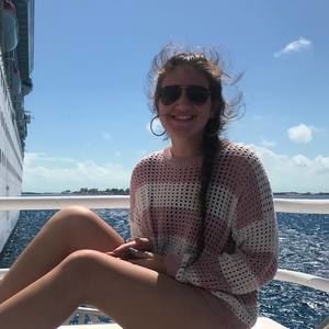 Meet your Posher, Bailey